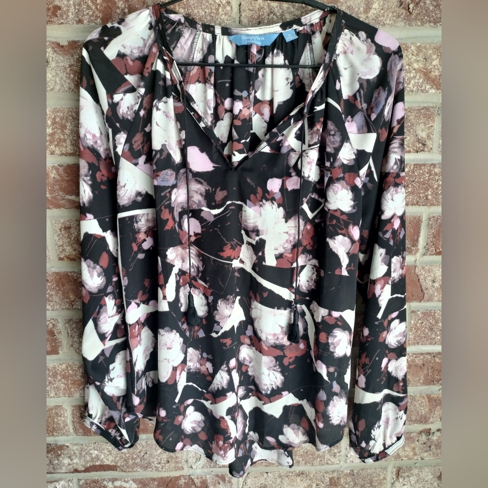 Simply Vera Floral Blouse
